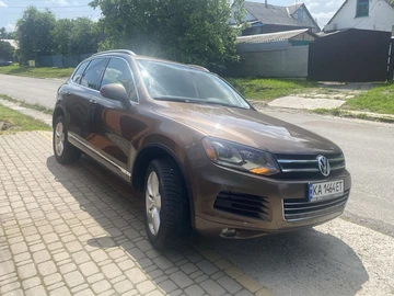 Авто Volkswagen Touareg 2011 № 8056443