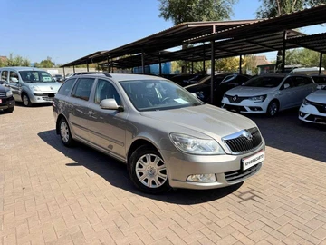 Авто Skoda Octavia 2010 № 8056481