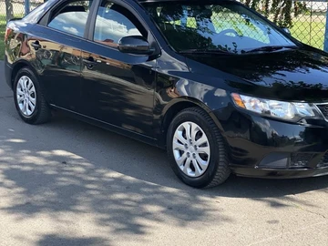Авто KIA Cerato Forte  2011 № 8056563