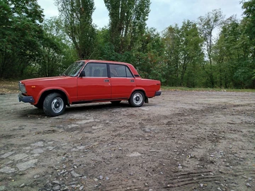 Авто ВАЗ 2107 1982 № 8056578