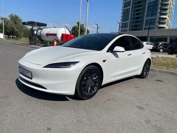 Авто Tesla Model 3 2024 № 8056589