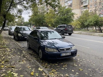 Авто Honda Accord 2000 № 8056616