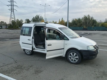 Авто Volkswagen Caddy 2008 № 8056631