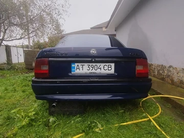 Авто Opel Vectra 1993 № 8056905