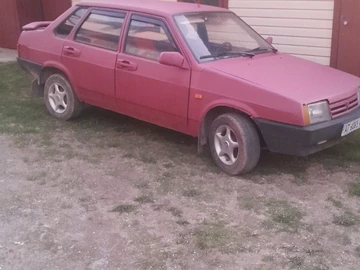 Авто ВАЗ 21099 1992 № 8056924