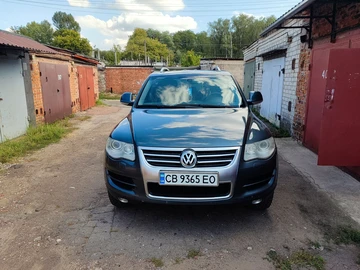 Авто Volkswagen Touareg 2008 № 8057017