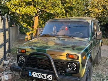 Авто ВАЗ 2121 1994 № 8057143