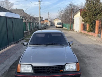 Авто Opel Ascona 1986 № 8057198