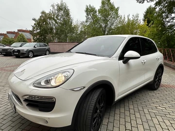 Авто Porsche Cayenne 2014 № 8057233