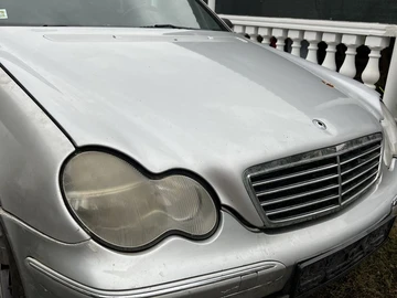 Авто Mercedes Mb 2003 № 8057600