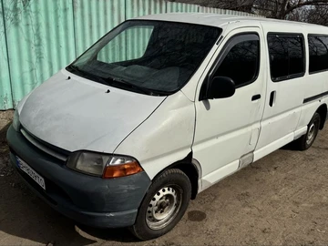 Авто Toyota Hiace 1999 № 8057616