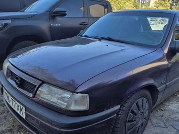 Авто Opel Vectra 1993 № 8057755