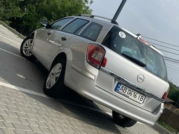 Авто Opel Astra 2011 № 8057850