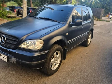 Авто Mercedes Ml Серия 2000 № 8057854