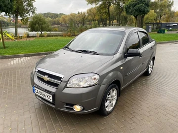 Авто Chevrolet Aveo 2010 № 8058430