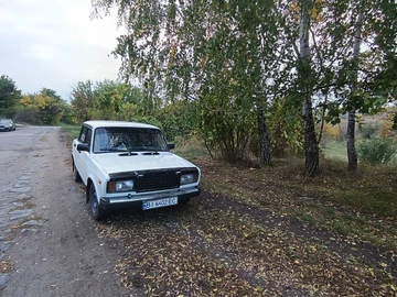 Авто ВАЗ 2107 1995 № 8058495