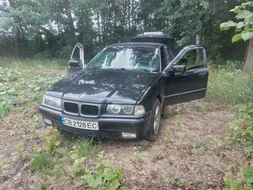 Авто BMW 3 Серия 1994 № 8058521