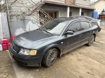 Авто Volkswagen Passat Sedan 2000 № 8058920