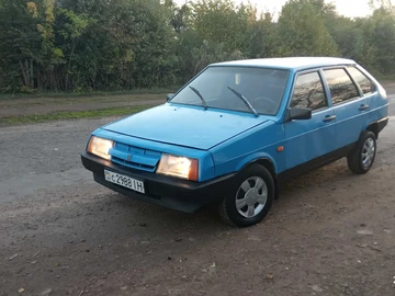 Авто ВАЗ 2109 1989 № 8059149