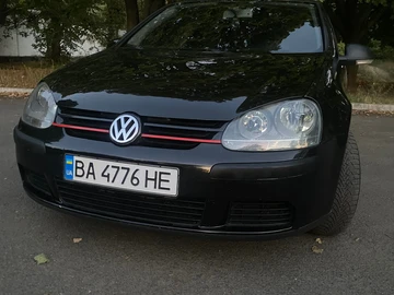 Авто Volkswagen Golf 2004 № 8059332