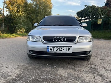 Авто Audi A4 2001 № 8059345