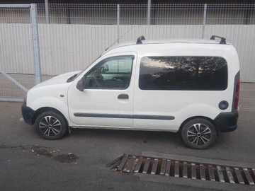 Авто Renault Kangoo Passenger 1999 № 8059417