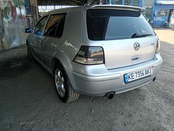 Авто Volkswagen Golf 1997 № 8059464