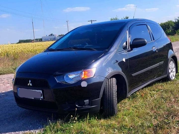 Авто Mitsubishi Colt 2010 № 8059602