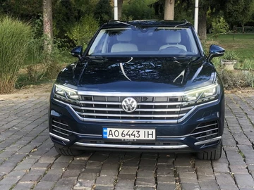 Авто Volkswagen Touareg 2019 № 8059750