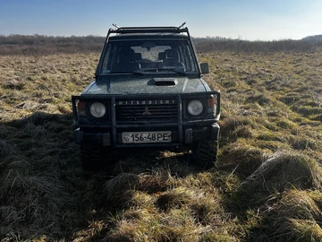 Авто Mitsubishi Pajero 1986 № 8060206