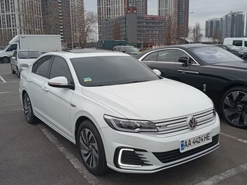 Авто Volkswagen Bora 2022 № 8060379