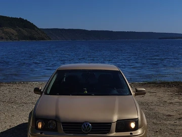 Авто Volkswagen Bora 2002 № 8060398