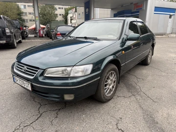 Авто Toyota Camry 1998 № 8060409
