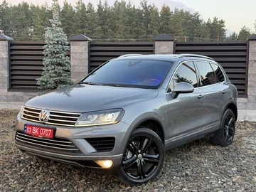 Авто Volkswagen Touareg 2017 № 8060527