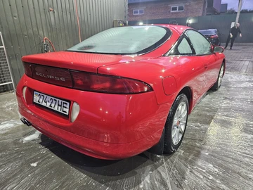 Авто Mitsubishi Eclipse 1995 № 8060600