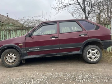 Авто ВАЗ 2109 1988 № 8060639