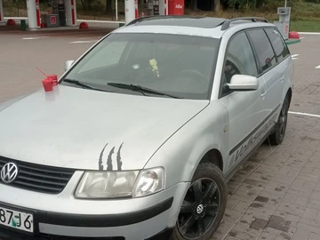 Авто Volkswagen Passat Variant 2000 № 8060706