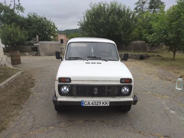 Авто ВАЗ 2121 1985 № 8060774