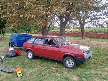 Авто ВАЗ 2109 1993 № 8060777