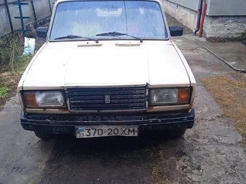 Авто ВАЗ 2107 1987 № 8060858