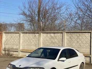 Авто Renault Laguna 2002 № 8060999