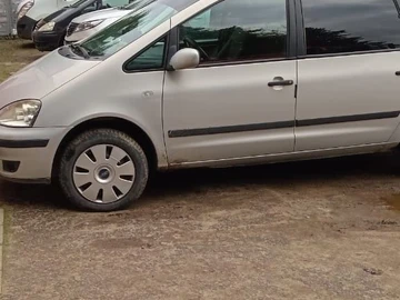 Авто Ford Galaxy 2003 № 8061015
