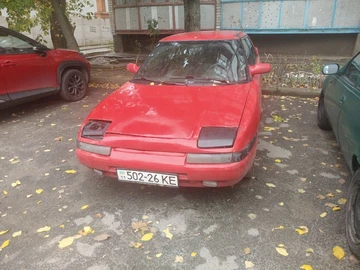Авто Mazda 323 1990 № 8061104
