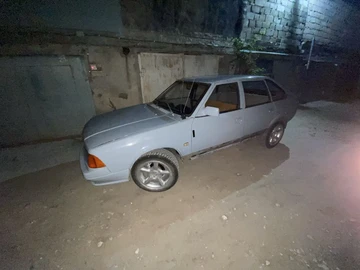 Авто  Grenadier 1992 № 8061203