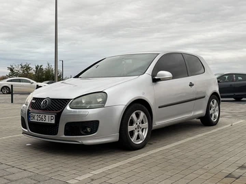 Авто Volkswagen Golf 2003 № 8061261