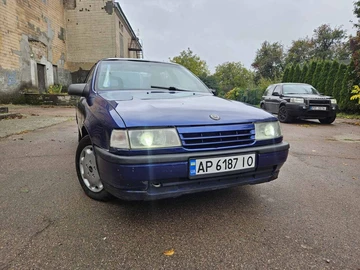 Авто Opel Vectra 1991 № 8061291