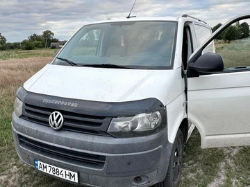 Авто Volkswagen Transporter 2010 № 8061342
