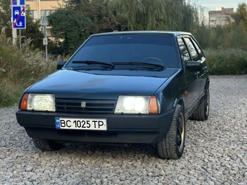 Авто ВАЗ 2109 2002 № 8061475