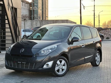 Авто Renault Scenic 2010 № 8061505
