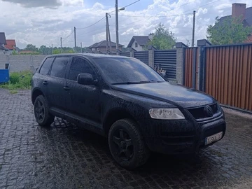 Авто Volkswagen Touareg 2007 № 8061519